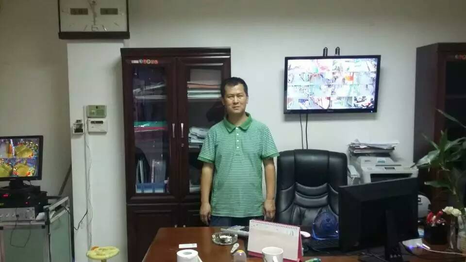 热烈祝贺中山市中盛泰丰购物广场监控系统安装完毕并交付使用