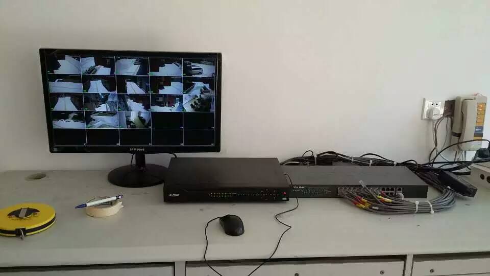 热烈祝贺珠海景濠苑小区闭路监控工程安装完毕并交付使用