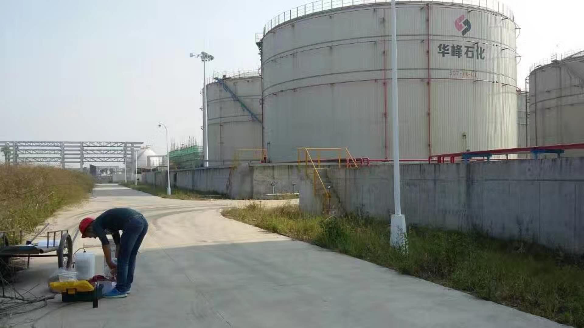 热烈祝贺华峰石华公司监控系统工程安装完毕及交付使